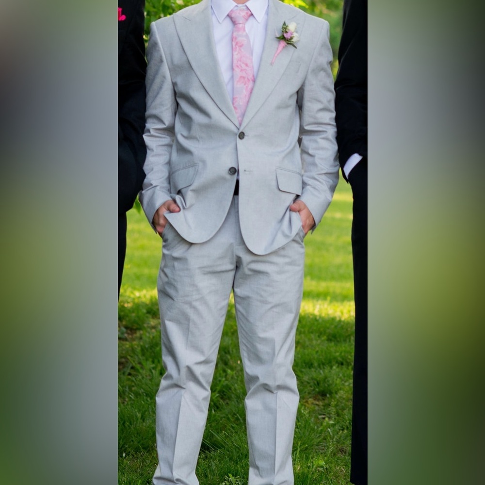 Men’s Express slim suit